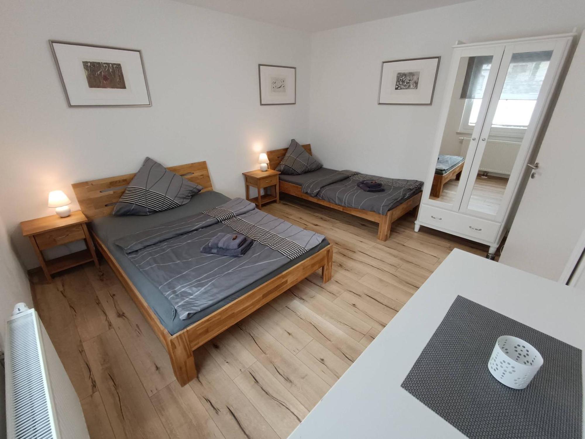 Ferienwohnung Am Rathaus Ландштуль Номер фото